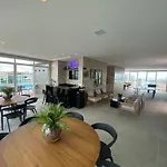 Edificio Promenade II Apt 404-Mandi Hospitalidade